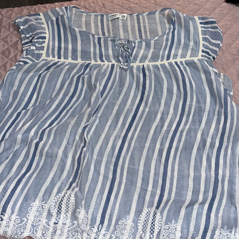 Women’s lightweight blouse